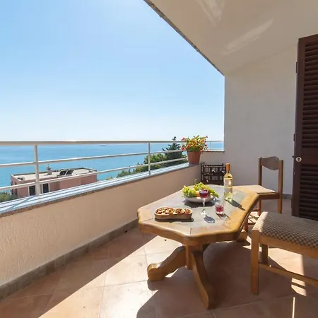 Апартаменти Sunrise *